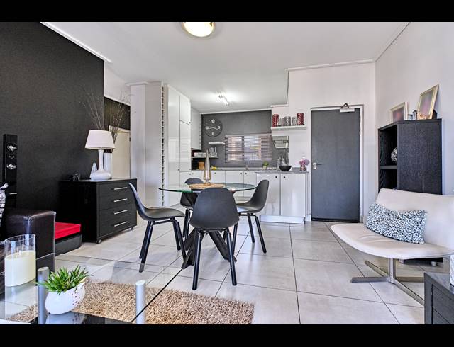 2 BEDROOM APARTMENT FOR SALE IN THE POLOFIELDS